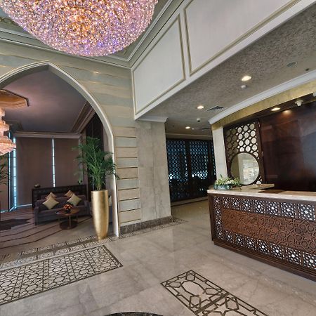Saraya Corniche Hotel Doha Exterior foto The lobby of the hotel