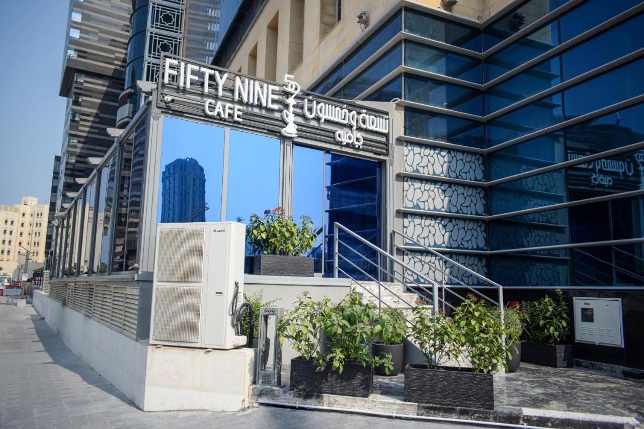 Saraya Corniche Hotel Doha Exterior foto Fifty Nine Lounge