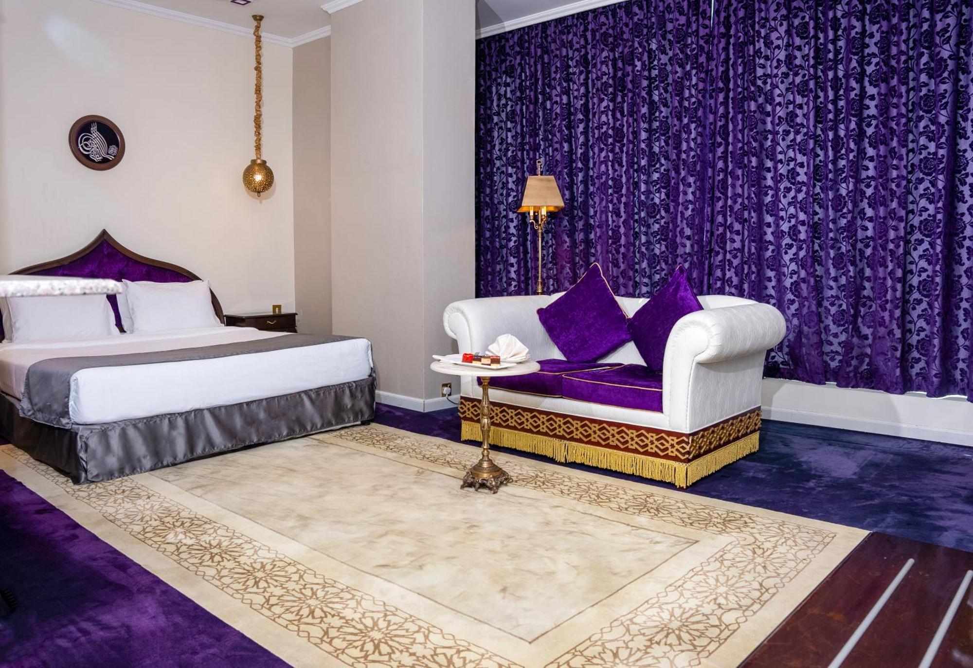 Saraya Corniche Hotel Doha Exterior foto Suite