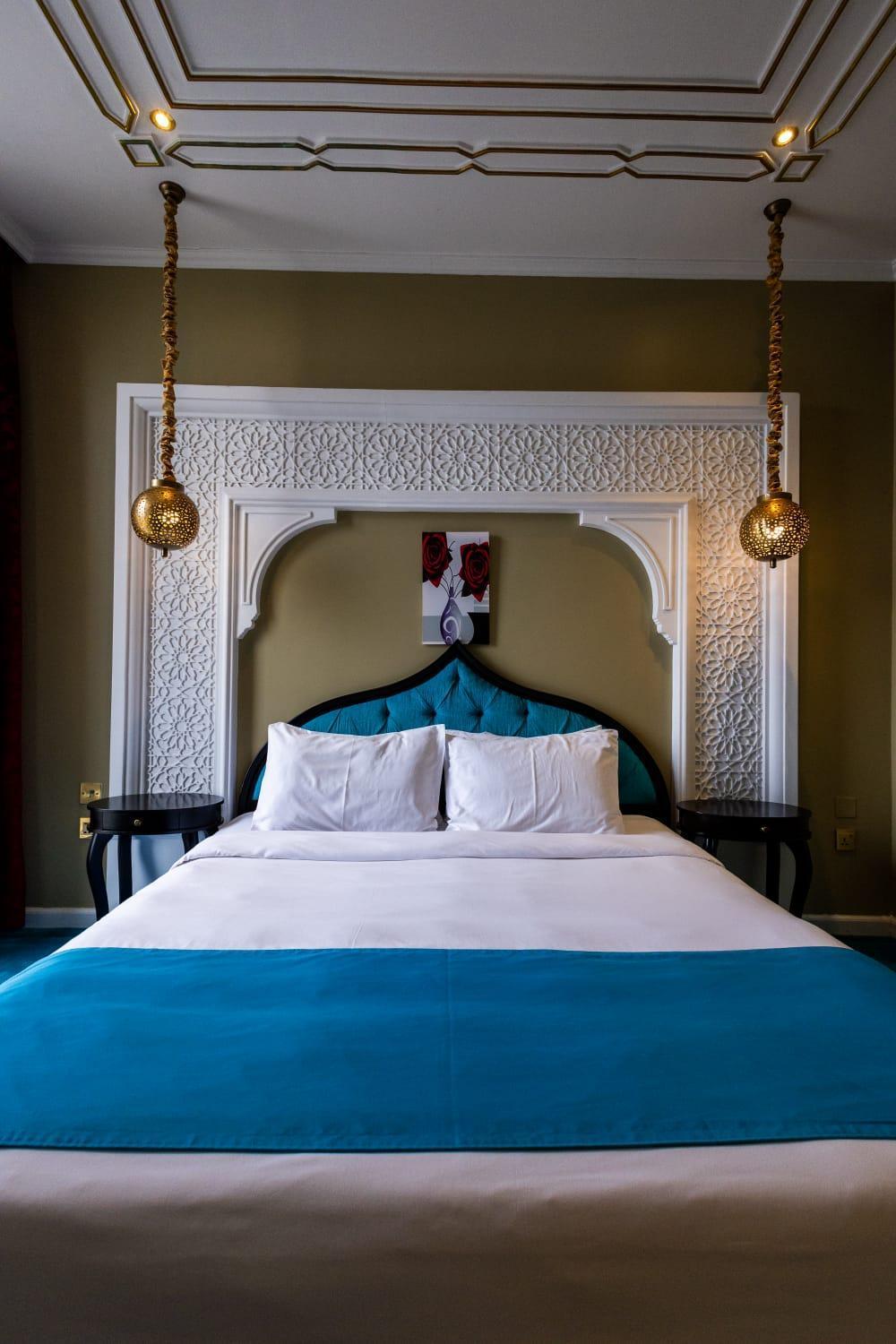 Saraya Corniche Hotel Doha Exterior foto A bedroom at the hotel